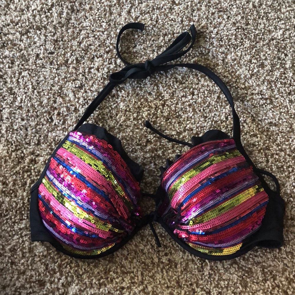 Victoria’s Secret bikini top